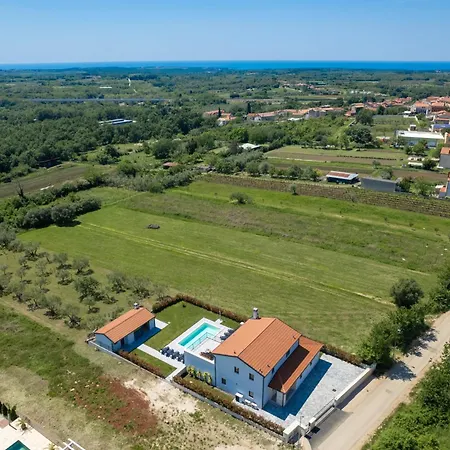 Brtonigla, Luksuzna Kuca Sa Pogledom Na וילה *