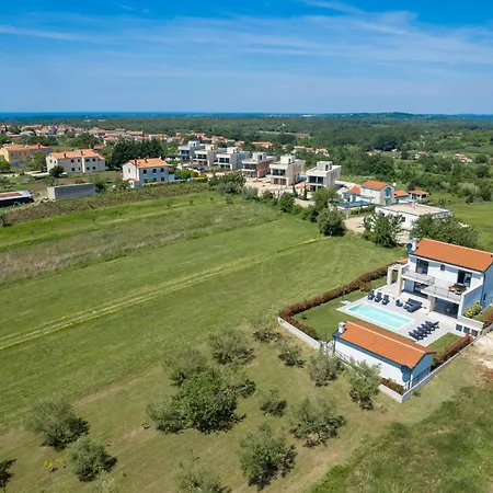 וילה Brtonigla, Luksuzna Kuca Sa Pogledom Na *