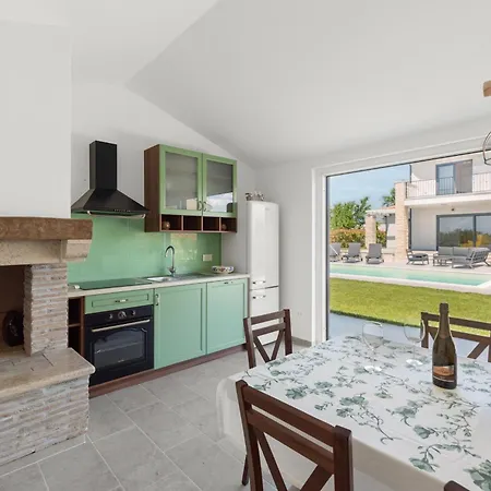 Villa Brtonigla, Luksuzna Kuca Sa Pogledom Na