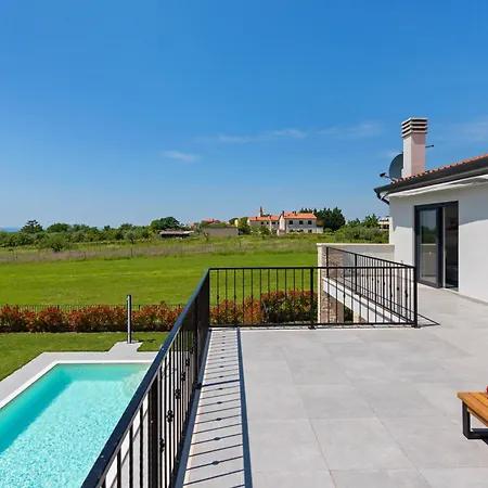 Brtonigla, Luksuzna Kuca Sa Pogledom Na Villa Brtonigla