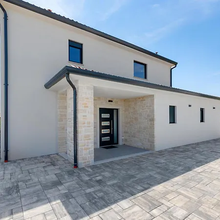 Villa Brtonigla, Luksuzna Kuca Sa Pogledom Na *