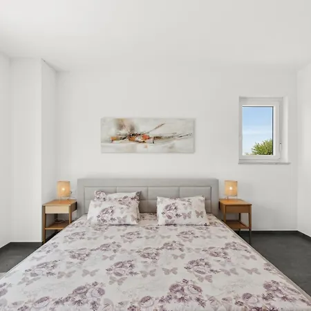 Villa Brtonigla, Luksuzna Kuca Sa Pogledom Na