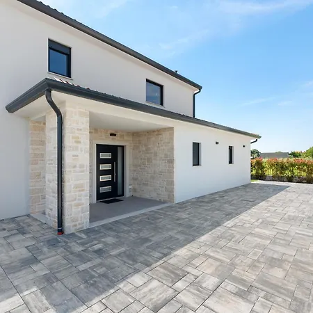 Brtonigla, Luksuzna Kuca Sa Pogledom Na * Brtonigla